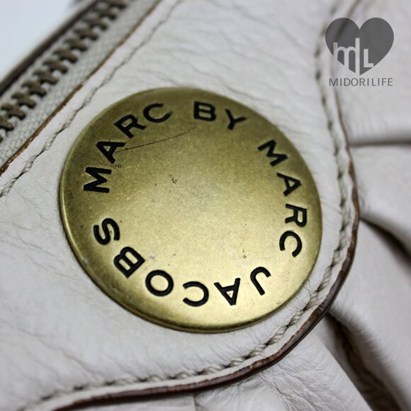 MARC BY MARC JACOBS Vintage Softy Top Handle Handbag - Picture 15 of 15